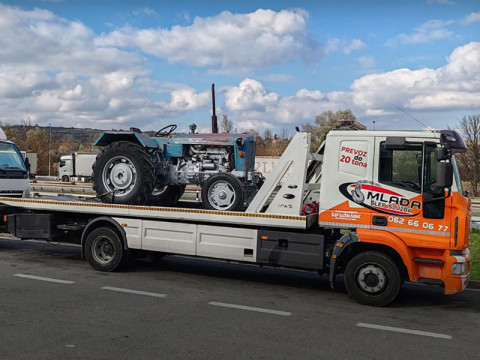 &Scaron;LEP POLJOPRIVREDNIH MA&Scaron;INA